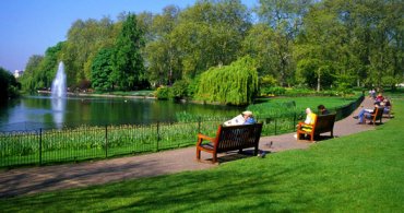 Власти Великобритании запретили рассказывать в парках Лондона о Библии