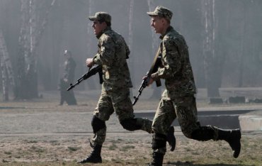 Бойцы батальона «Украина» зачистили от боевиков дачу Януковича