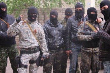Вооруженные сепаратисты захватили школу в Донецке