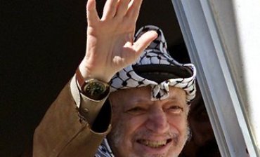 Французские следователи провергли версию об отравлении Арафата