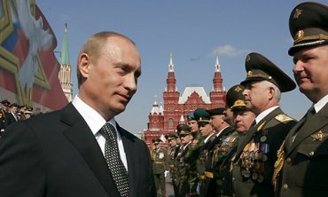Путин и парад картонных танков