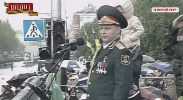 Парад в Донецке принял пьяный плачущий Захарченко