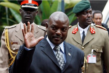 Пока президент Бурунди летал за рубеж, военные захватили власть