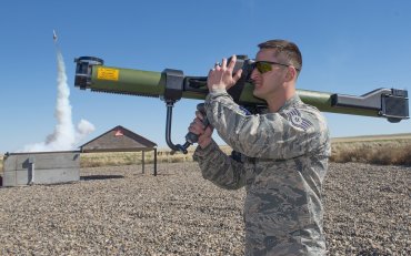 Американские пилоты научатся «уклоняться» от зенитных ракет