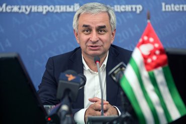 Абхазия не признает независимости ДНР