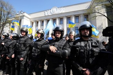 Украинских милиционеров планируют «вооружить» беспилотниками