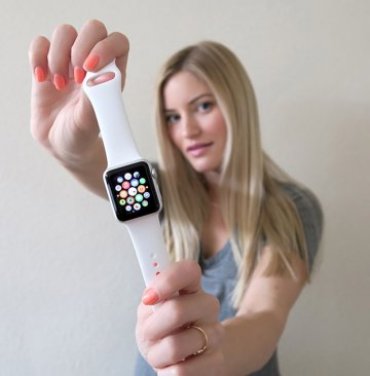 Упаковка для Apple Watch стоит дороже часов на Android Wear