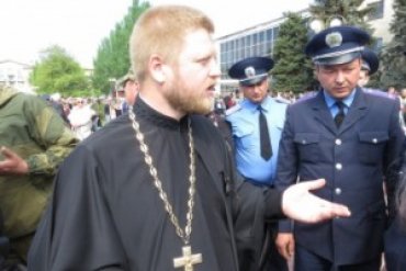 В Мелитополе отстранили от службы священника УПЦ МП, который надел георгиевскую ленту