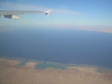 Обнаружено место падения египетского A320