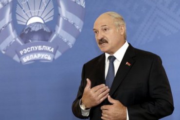 Лукашенко впервые после снятия санкций прилетел в ЕС