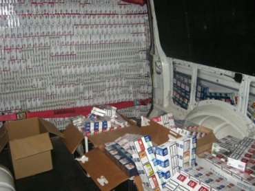 Посольство Украины под видом «дипгруза» пыталось перевезти через границу60 тысяч пачек сигарет