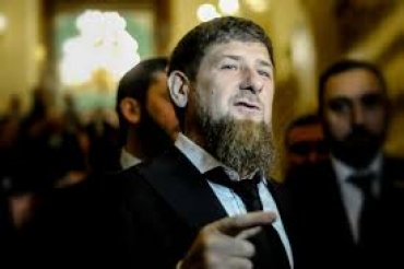 Кадыров запретил в Чечне школьные выпускные