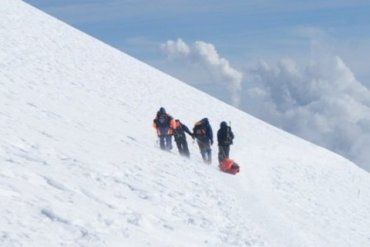 На Эльбрусе погиб альпинист из Украины