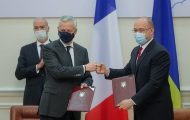 Франция и Украина подписали четыре соглашения