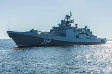 Возле Змеиного горит российский фрегат “Адмирал Макаров”