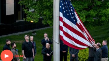 Посольство США в Киеве вновь открылось: дипломаты подняли флаг