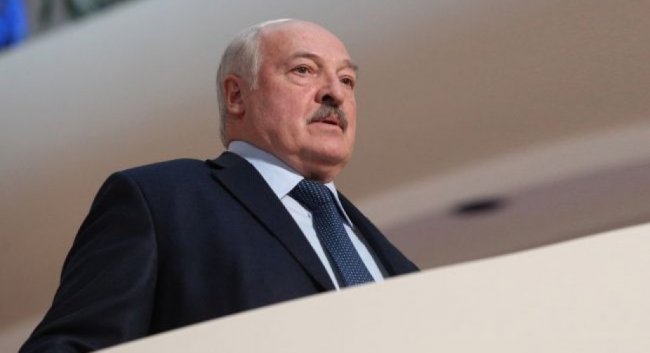 После встречи с Путиным Лукашенко госпитализировали в критическом состоянии