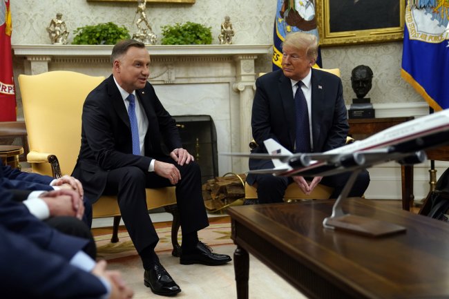 Польща закликає Трампа до жорстких санкцій проти РФ: «Лише Америка може зупинити Путіна»