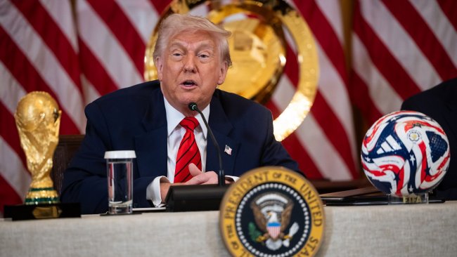 Трамп пропонує повернення Росії на ЧС-2026 як «стимул» для завершення війни в Україні Трамп пропонує повернення Росії на ЧС-2026 як «стимул» для завершення війни в Україні