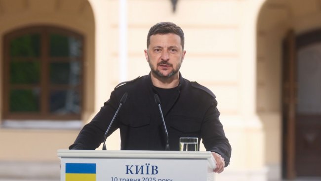 «Коаліція охочих» та Трамп висунули Росії дедлайн для перемир’я: Україна готова припинити вогонь із 12 травня «Коаліція охочих» та Трамп висунули Росії дедлайн для перемир’я: Україна готова припинити вогонь із 12 травня