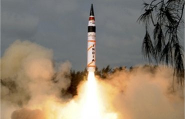 Индия намерена запустить первый военный спутник