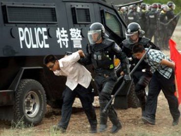 В Китае полиция арестовала 54 христианина-протестанта