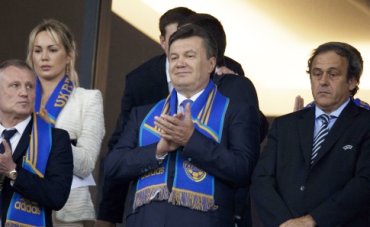 Янукович посмотрит финал Евро-2012 в компании Лукашенко и Саакашвили