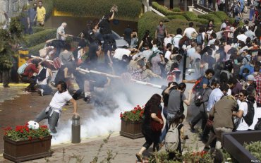 Турецкая полиция задержала 900 демонстрантов