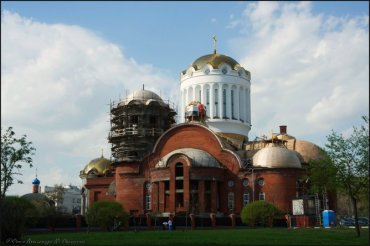В московском храме неизвестный устроил погром