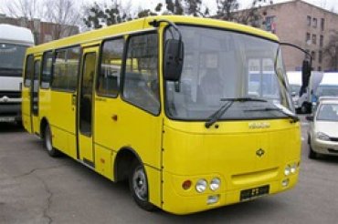 В украинских автобусах появятся кассовые аппараты