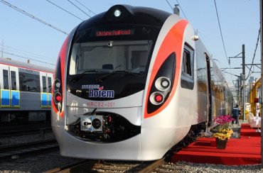 «Укрзализниця» намерена до конца месяца выпустить 8 из 10 поездов Hyundai