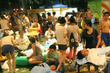Из-за взрыва в аквапарке Тайваня пострадали более 500 человек