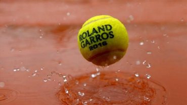 Во Франции из-за наводнений отменили все матчи Roland Garros