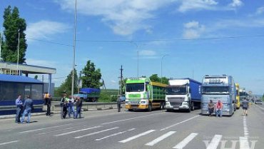 Турция заблокировала украинские фуры на границе