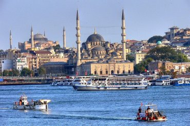 Депутат требует от Медведева переименовать Стамбул в Константинополь