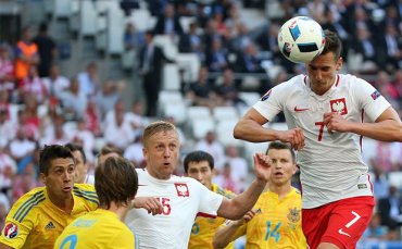 Сборная Украины проиграла третий матч на Евро-2016