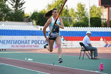 Исинбаева подаст в суд на IAAF