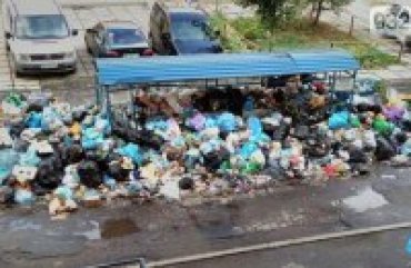 Садовый обвинил центральную власть в мусорной блокаде Львова
