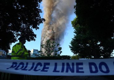 В Лондоне загорелся многоэтажный жилой дом – пострадали 50 человек