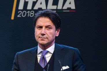 Премьер Италии предложил пересмотреть санкции против России