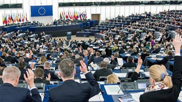 Европарламент выдвинул жесткие условия для выделения Украине 1 млрд евро