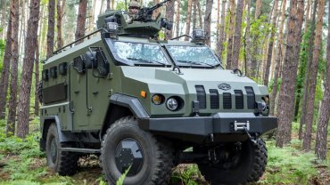 В Украине для военных изобрели новый бронеавтомобиль