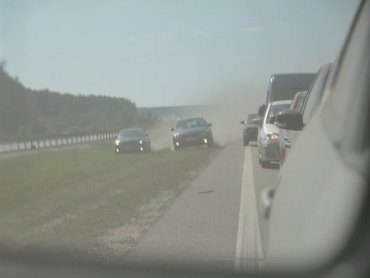 На российской трассе нанесли 40-километровую сплошную линию