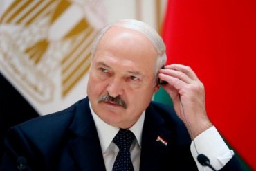Лукашенко отправил правительство в отставку