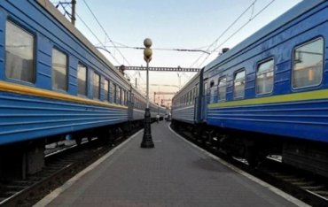 Укрзализныця добавила пять поездов на праздники