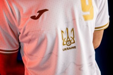 В России могут посадить в тюрьму за ношение футболки сборной Украины