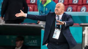 Главный тренер худшей команды Евро-2020 попал в топ самых высокооплачиваемых