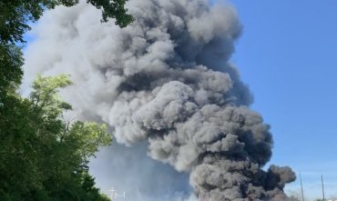 В Новой Каховке прогремели взрывы: над городом столбы дыма. Видео