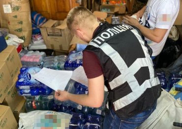 В Киеве псевдоволонтер заработал на продаже гуманитарки более 500 тыс гривен