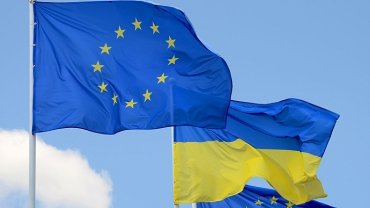 Сегодня Еврокомиссия поддержит статус кандидата в ЕС для Украины: что это значит